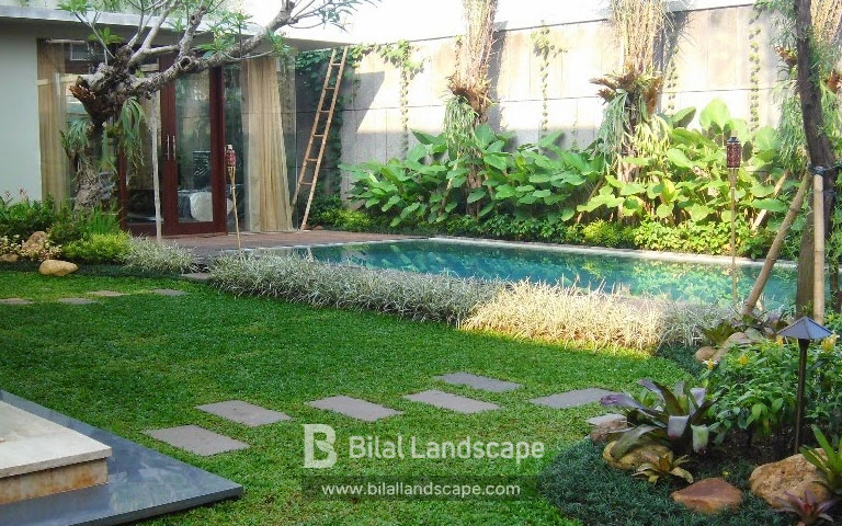 Tukang Taman Sentul